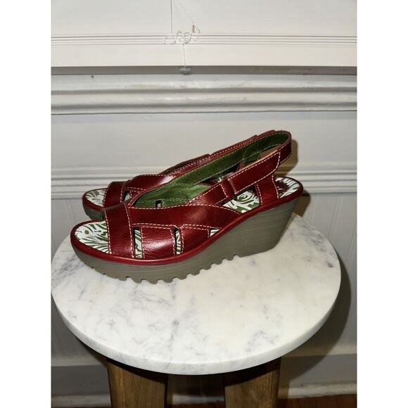 FLY LONDON Red Leather Wedge 2.5" Heel Sandal Strappy Slingback Size 37 US 6.5-7 - Picture 3 of 7